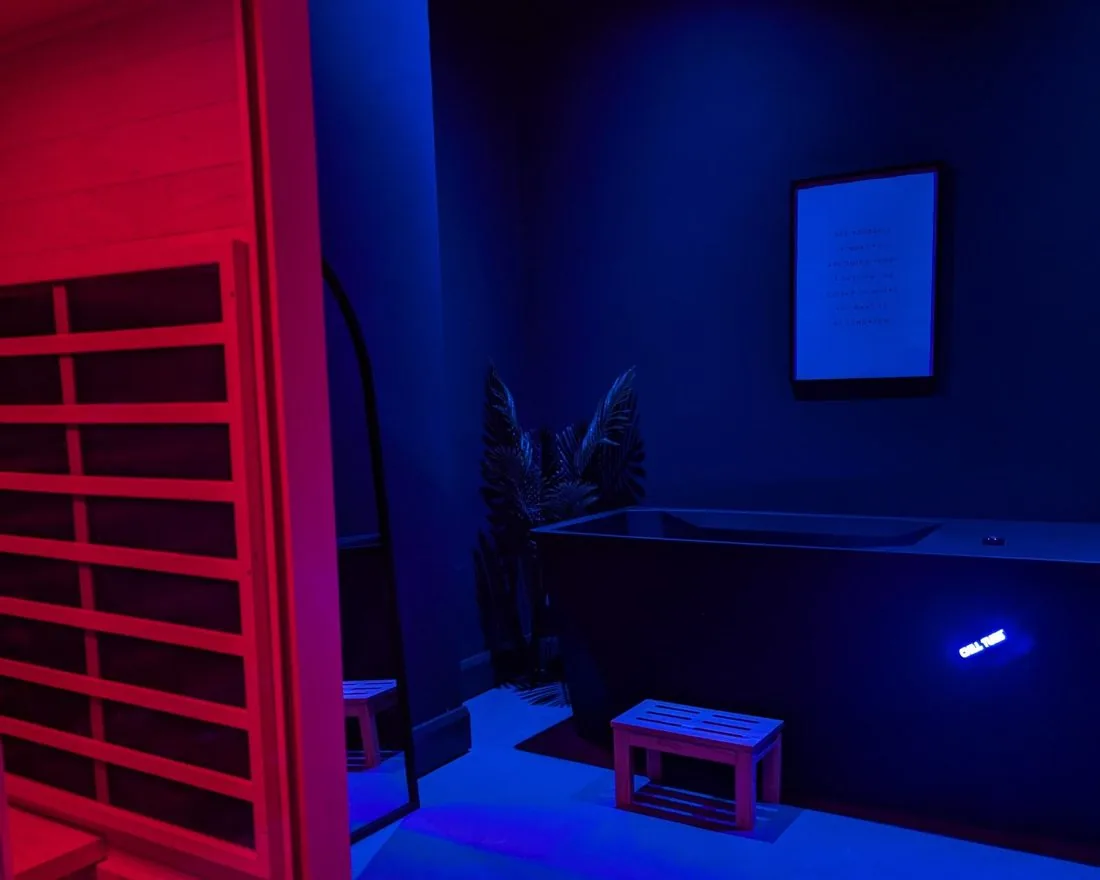 Infrared sauna and ice bath to recover, energise and reset